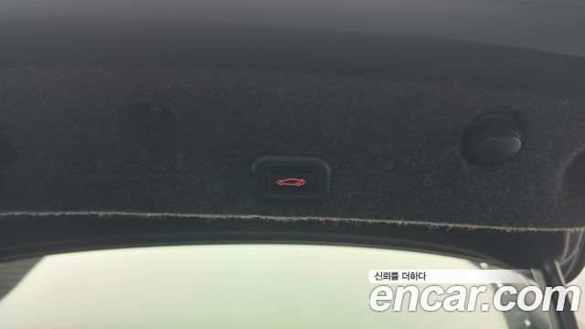 BMW 5-Series 2013 — photo 20