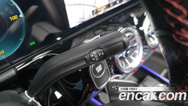 Mercedes-Benz EQA 2022 — photo 12