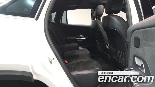 Mercedes-Benz EQA 2022 — photo 17