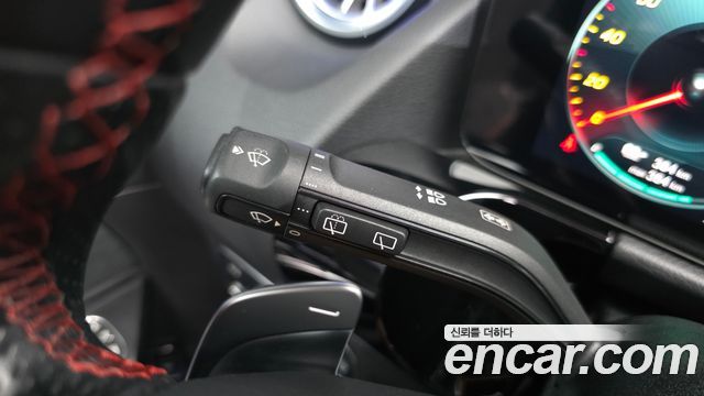 Mercedes-Benz EQA 2022 — photo 33