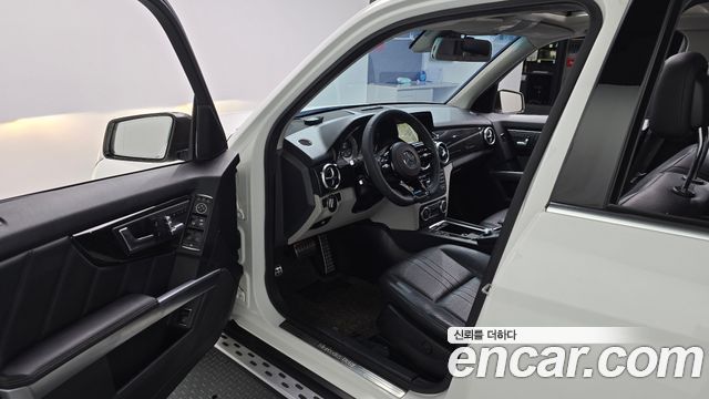 Mercedes-Benz GLK-Class 2015 — photo 13
