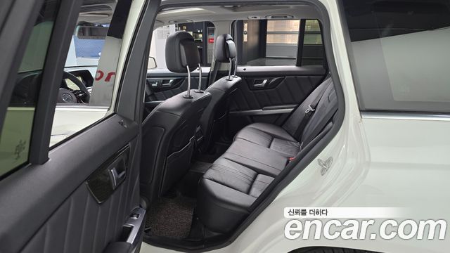Mercedes-Benz GLK-Class 2015 — photo 17