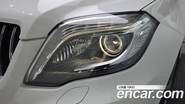 Mercedes-Benz GLK-Class 2015 — photo 8