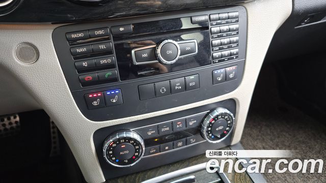 Mercedes-Benz GLK-Class 2015 — photo 28