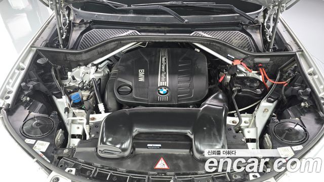 BMW X5 2014 — photo 6