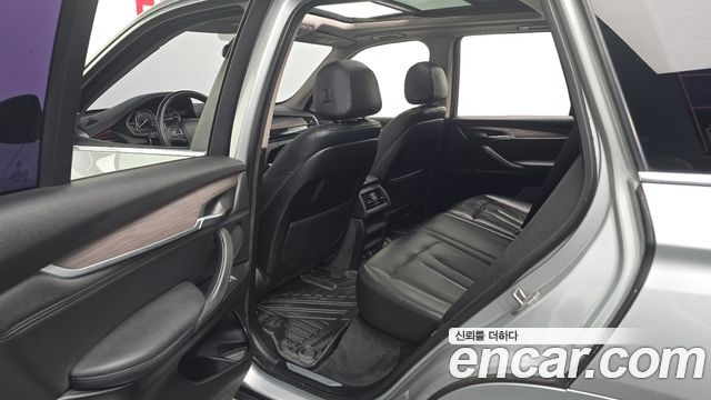 BMW X5 2014 — photo 18