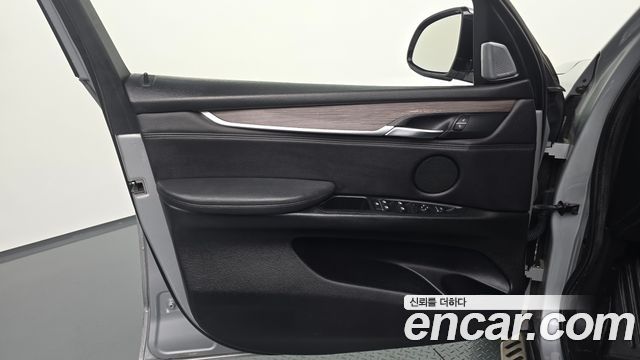 BMW X5 2014 — photo 14