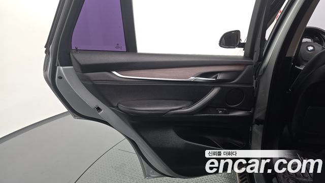 BMW X5 2014 — photo 15