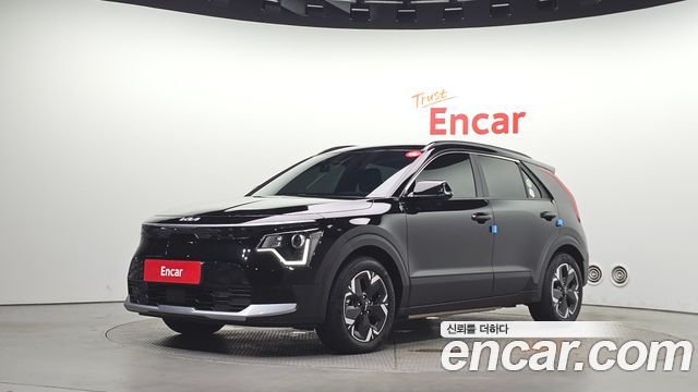 Kia Niro 2024 — photo 1
