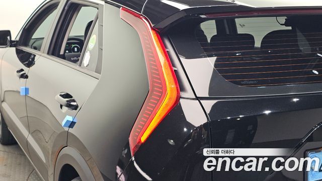 Kia Niro 2024 — photo 9