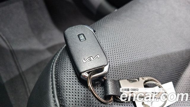 Kia Niro 2024 — photo 30