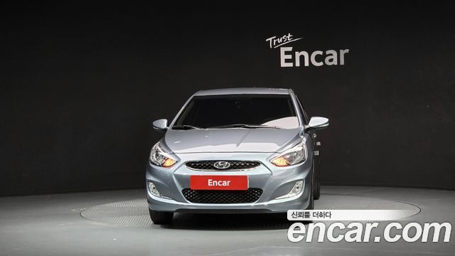 Hyundai Accent 2018 — photo 3