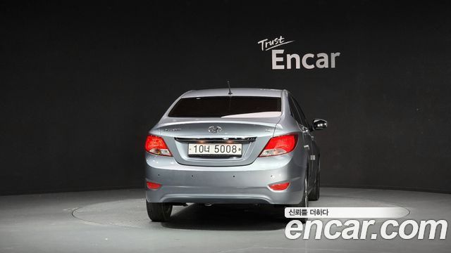 Hyundai Accent 2018 — photo 4