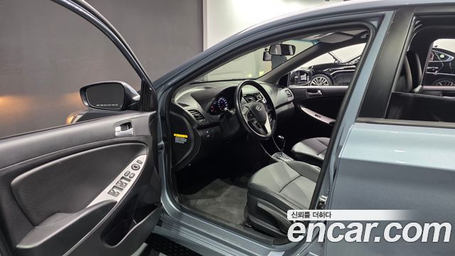 Hyundai Accent 2018 — photo 10