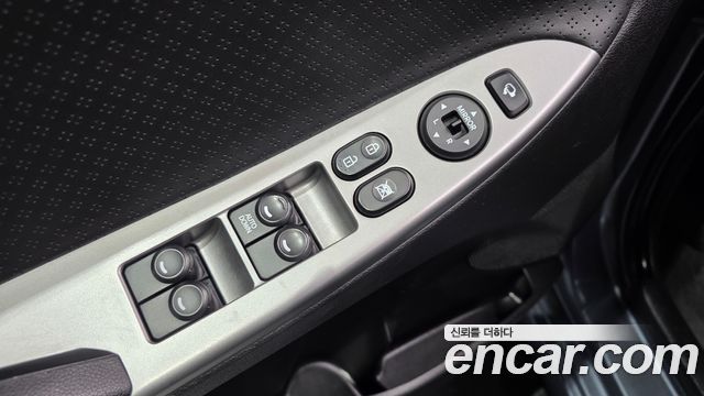Hyundai Accent 2018 — photo 19