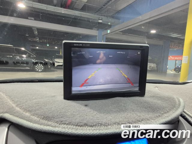 Hyundai AVANTE 2014 — photo 10