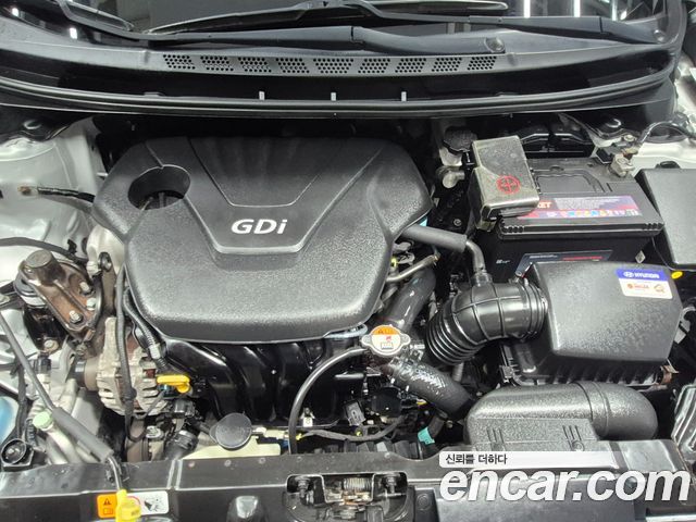 Hyundai AVANTE 2014 — photo 16