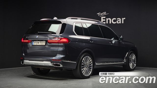 BMW X7 2021 — photo 2