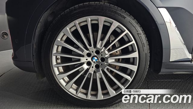 BMW X7 2021 — photo 5