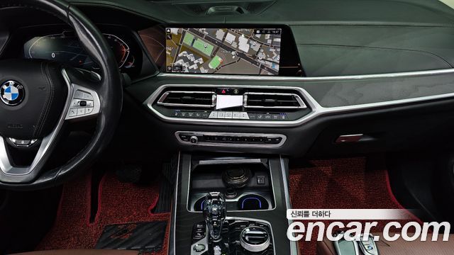 BMW X7 2021 — photo 14