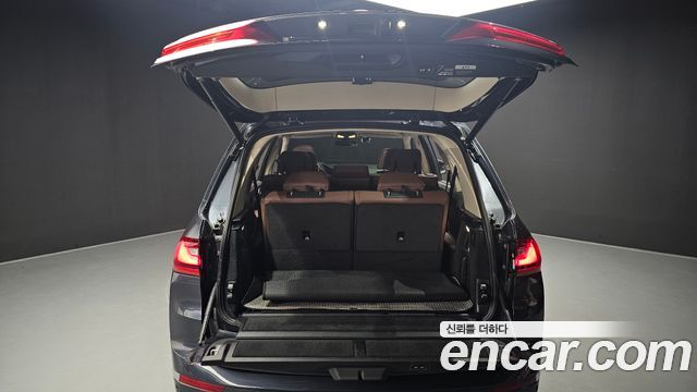 BMW X7 2021 — photo 20