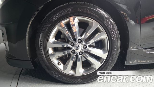 Kia Canival 2017 — photo 5