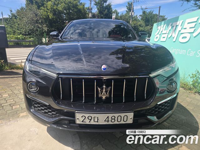Maserati Levante 2019 — photo 1
