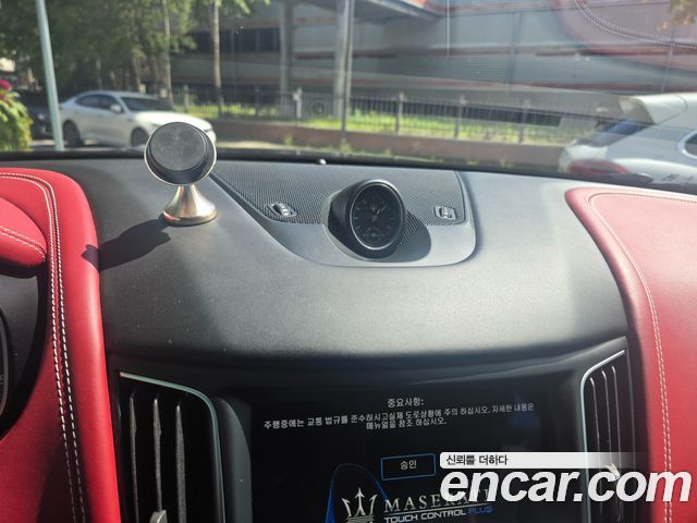 Maserati Levante 2019 — photo 15