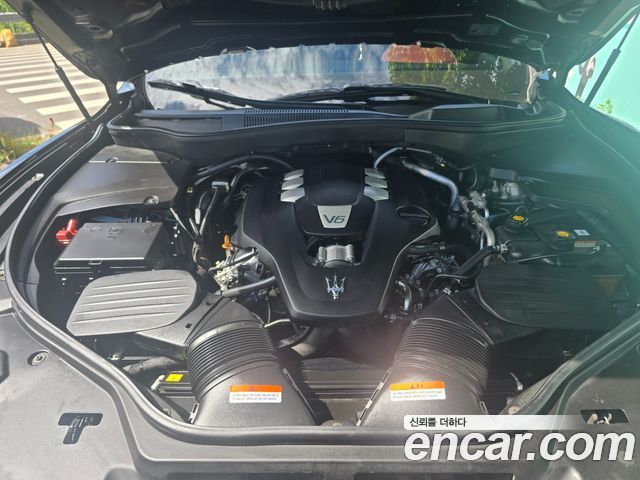 Maserati Levante 2019 — photo 19