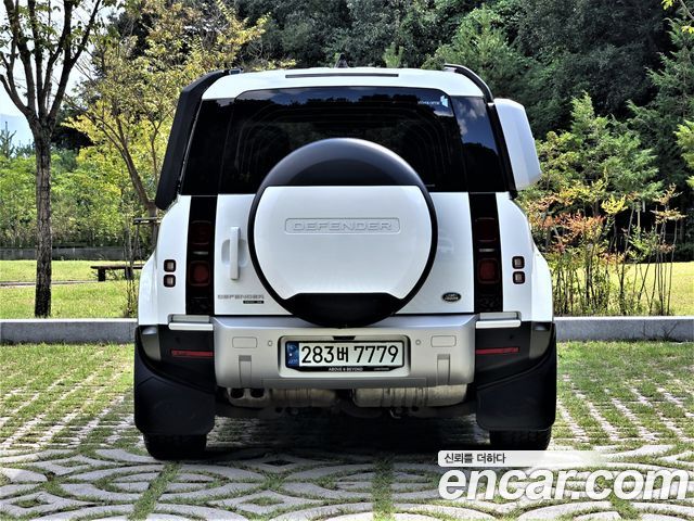 Land Rover Defender 2020 — photo 4