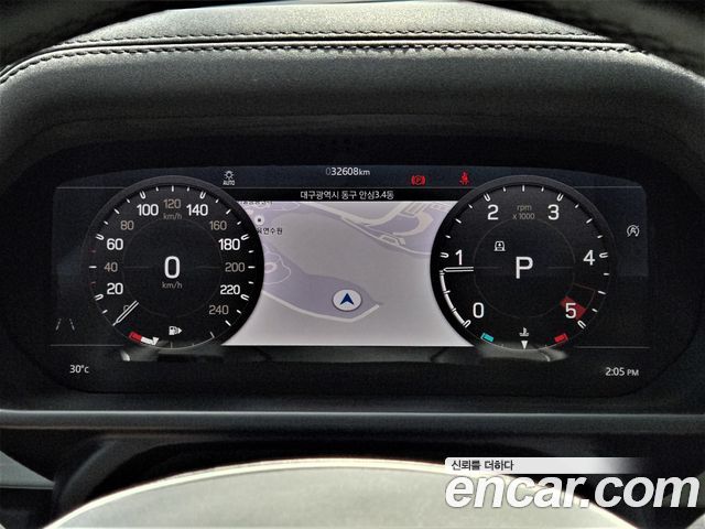 Land Rover Defender 2020 — photo 10