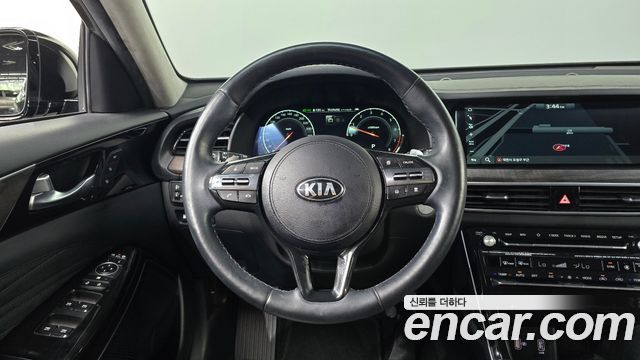 Kia K7 2020 — photo 18