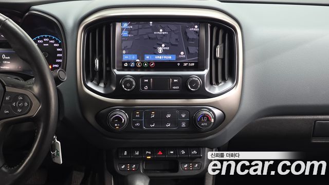 Chevrolet Korea Colorado 2022 — photo 20