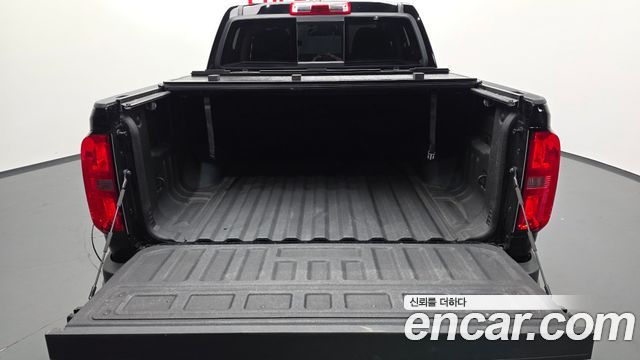 Chevrolet Korea Colorado 2022 — photo 26