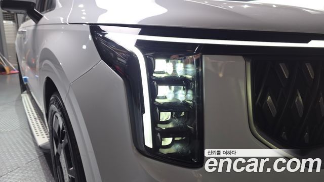 Kia Canival 2024 — photo 8
