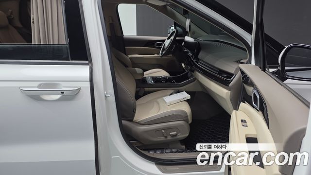 Kia Canival 2024 — photo 16