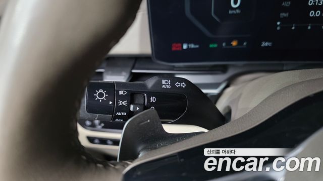 Kia Canival 2024 — photo 27