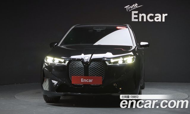 BMW iX 2023 — photo 3
