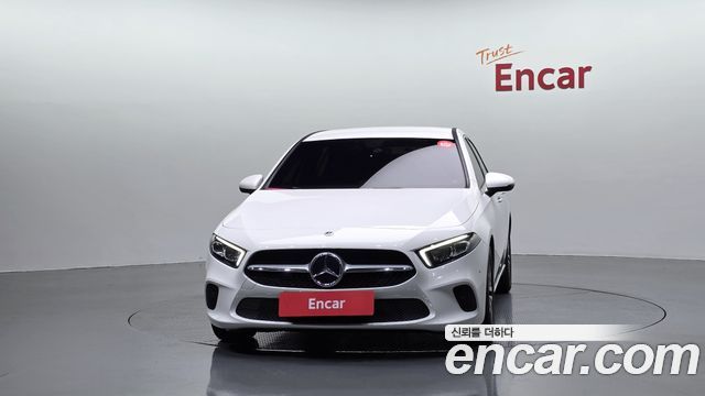 Mercedes-Benz A-Class 2021 — photo 3