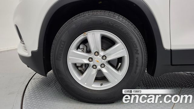 Chevrolet Korea Trax 2017 — photo 5