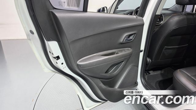 Chevrolet Korea Trax 2017 — photo 15