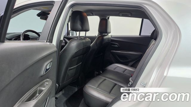 Chevrolet Korea Trax 2017 — photo 16