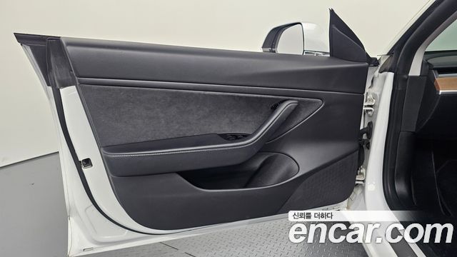 Tesla Model 3 2020 — photo 14