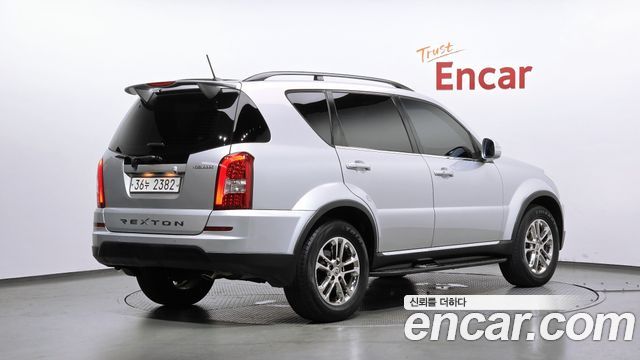 KG Mobility Rexton 2015 — photo 2
