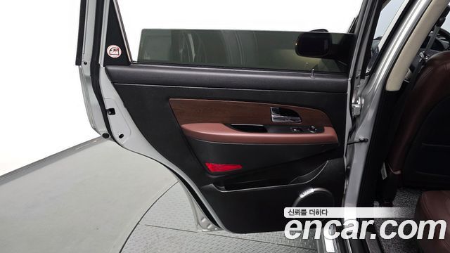 KG Mobility Rexton 2015 — photo 15