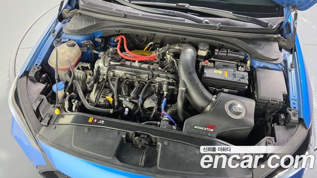Hyundai AVANTE 2017 — photo 6