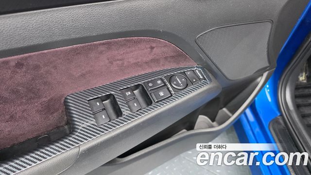 Hyundai AVANTE 2017 — photo 26