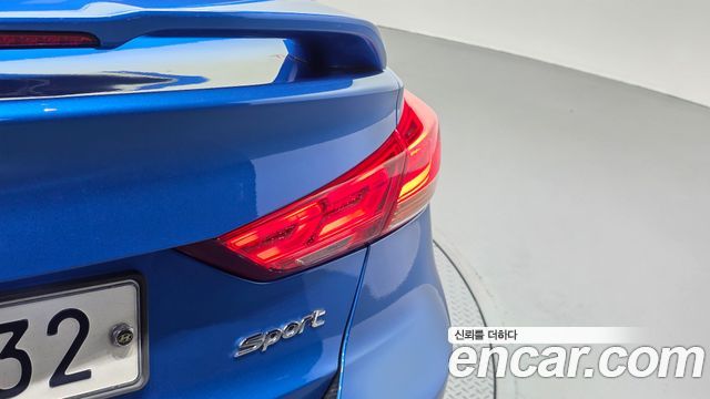 Hyundai AVANTE 2017 — photo 9