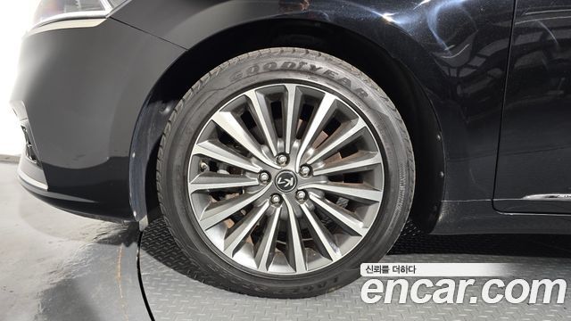 Kia K7 2016 — photo 5