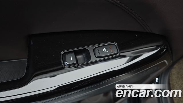 Kia K7 2016 — photo 20